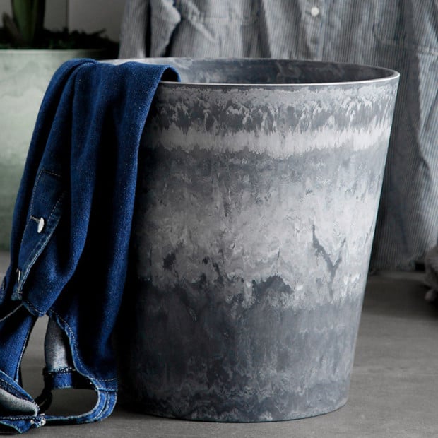 27cm Weathered Grey Round Resin Plant Flower Pot - Planter Image 5