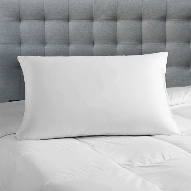 Bamboo Blend Gusset Pillow Single Pack 4cm Image 2