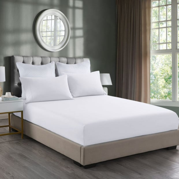 2000TC 3 Piece Fitted Sheet Pillowcase Set Double White