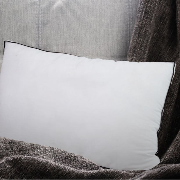 Silk Blend Pillow Hypoallergenic Gusset Cotton Cover Single Pack Image 8