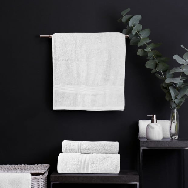 5 Piece Cotton Bamboo Towel Set 450GSM Plush - White Image 3