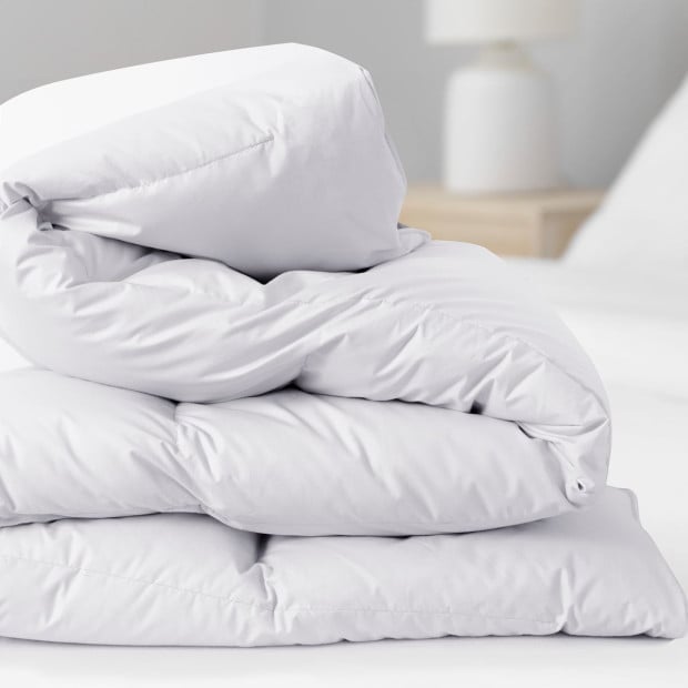 800GSM Silk Blend Quilt Duvet Winter Weight Doona - Double - White Image 5