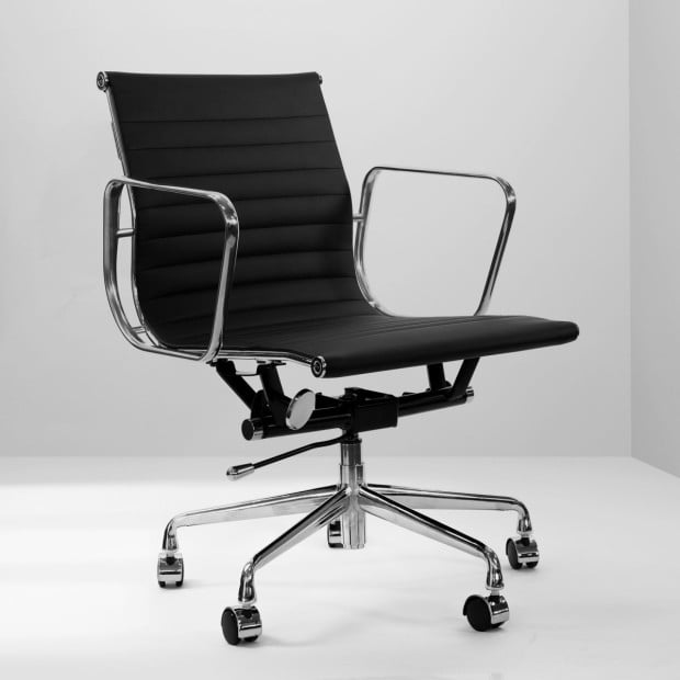Premium Replica Adjustable Eames Chair Executive Gas Lift Black Image 2