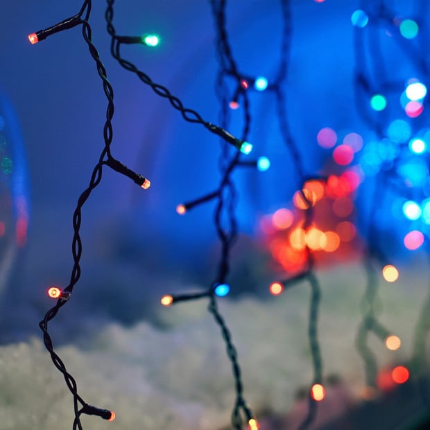 Decor Solar Powered Outdoor Fairy Lights - Multicoloured - 200 Lights Image 9