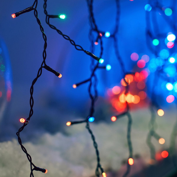 Decor Outdoor LED Plug In Fairy Lights - Multicoloured - 200 Lights Image 9
