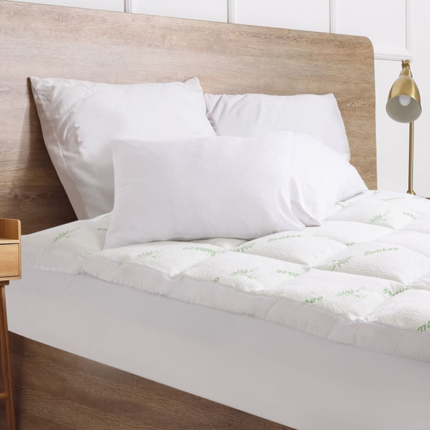 1000GSM Luxury Bamboo Covered Mattress Topper Ball Fibre- Single White