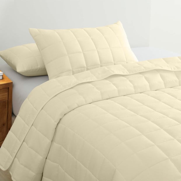 Coverlet Set Bedspread Soft Breathable 3 Piece Set - Queen - Beige Image 3