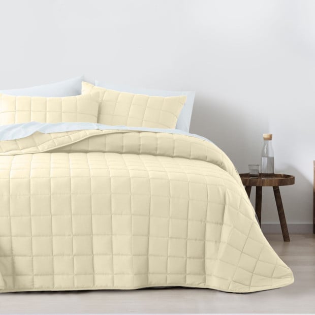 Coverlet Set Bedspread Soft Breathable 3 Piece Set - King - Beige