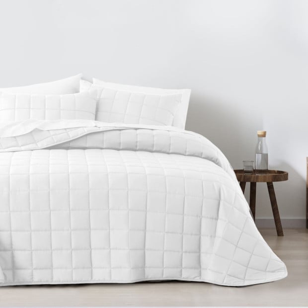 Coverlet Set Bedspread Soft Breathable 3 Piece Set - King - White