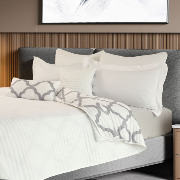 Bamboo Cooling Reversible 7pc Comforter Set Bedspread King - White