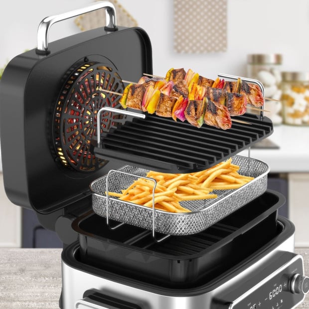 Top Loading Air Grill Family XL Air Fryer Stainless Steel Silver Image 10