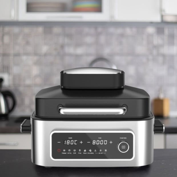 Top Loading Air Grill Family XL Air Fryer Stainless Steel Silver Image 11