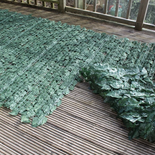 Artificial Ivy Leaf Hedging Screen 3m x 1m Roll Image 3