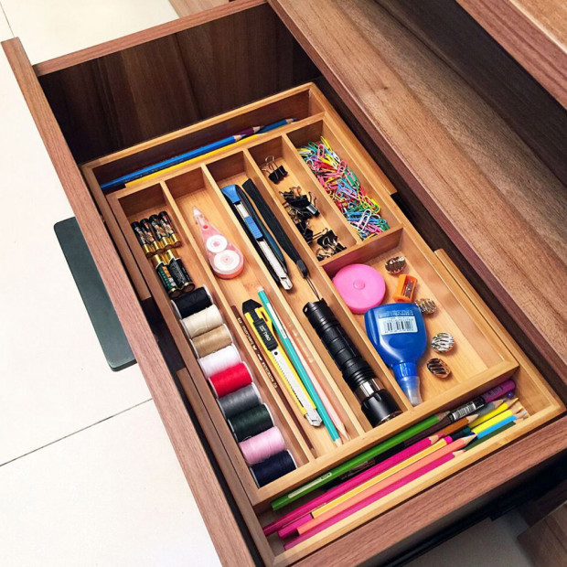 Bamboo Expandable Drawer Organiser Image 2
