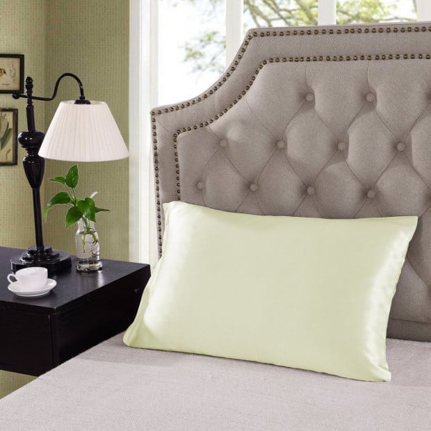 Mulberry Soft Silk Hypoallergenic Pillowcase - Ivory Image 2