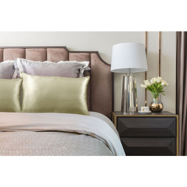 Mulberry Soft Silk Hypoallergenic Pillowcase - Champagne Image 4
