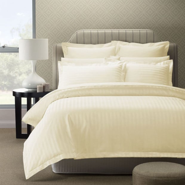1200TC Quilt Cover Set Damask Cotton Blend King