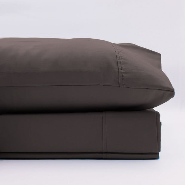 Renee Taylor 1500 Thread Count Cotton Sheet Set - Queen - Dusk Grey Image 2