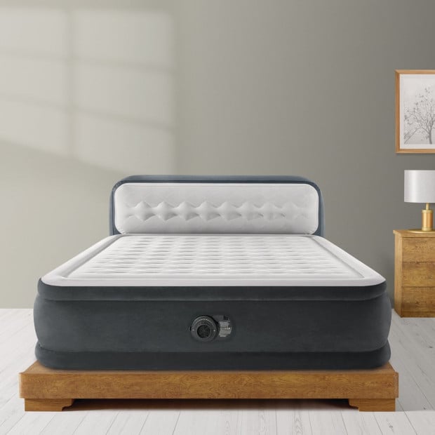 Intex Dura-Beam Deluxe Ultra Plush Headboard Air Mattress - Queen Image 7