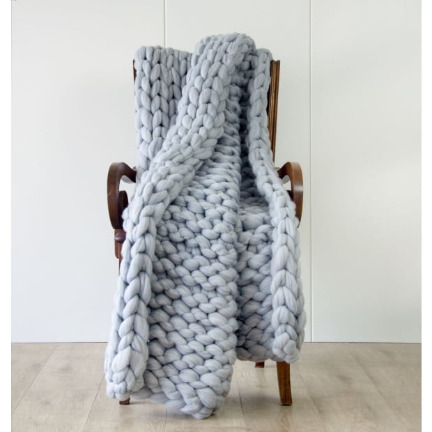Hand Knitted Chunky Blanket Thick Acrylic Yarn Blanket Home Decor Throw Rug - Grey Image 2