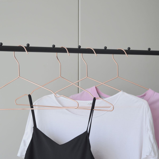 16.5 Rose Gold Shiny Metal Wire Coat Clothes Hangers (30pc Per Set) Image 3