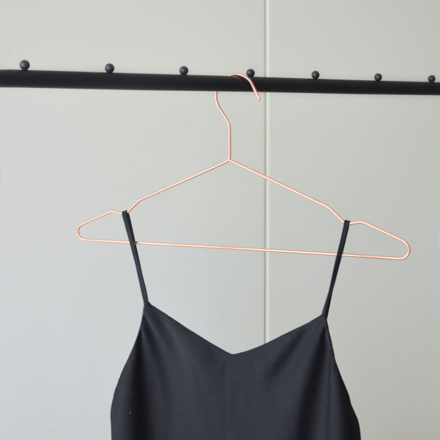 16.5 Rose Gold Shiny Metal Wire Coat Clothes Hangers (30pc Per Set) Image 5