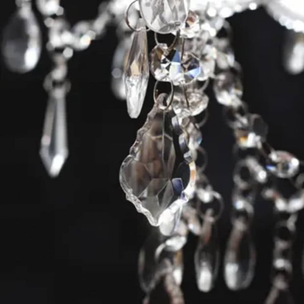 Chandelier With 1600 Crystals Image 4