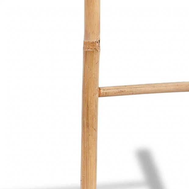 Bamboo Towel Ladder With 6 Rungs Image 3