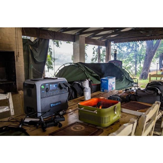 BLUETTI AC200P Portable Power Station | 2000W 2000Wh Image 5
