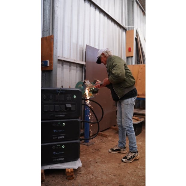 BLUETTI AC300 Inverter Module Generator Portable Power Station Image 3