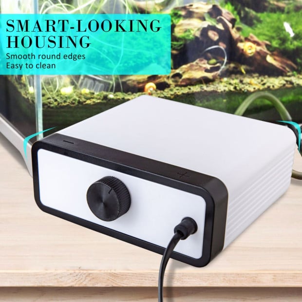 4 Outlet 670L/h 8W Aquarium Air Pump - White Image 9