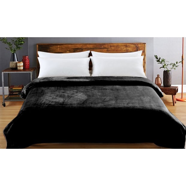 DreamZ 320GSM 220x240cm Ultra Soft Mink Blanket Warm Throw in Black