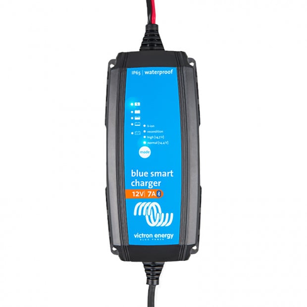 Victron Blue Smart Charger 12/7 + Dc Connector