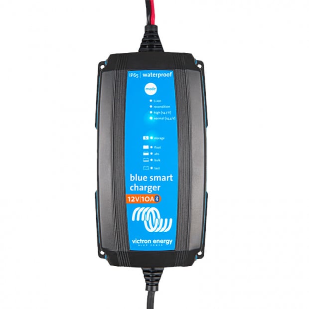Victron Blue Smart Charger 12/10 + Dc Connector