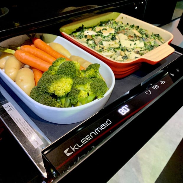 Kleenmaid Black Glass Front Warming Drawer CDK1563 Image 3