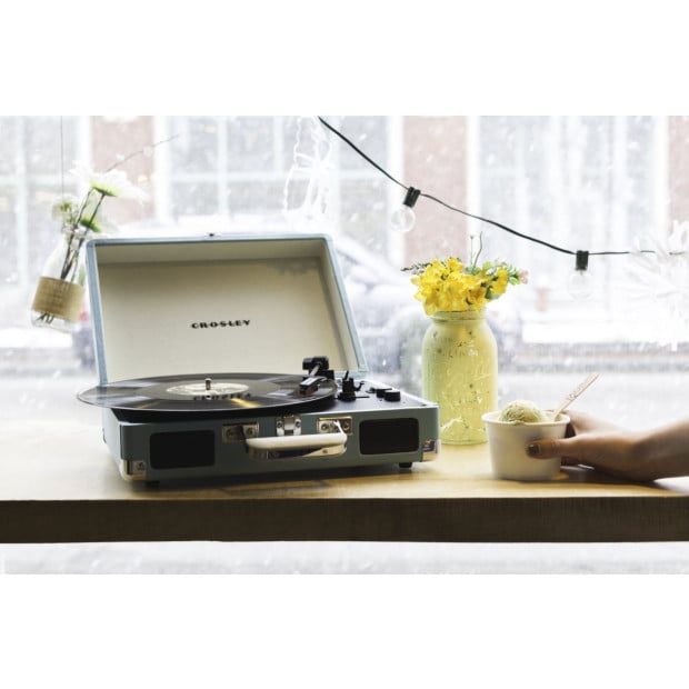 Crosley Cruiser Turquoise - Bluetooth Portable Turntable Image 7