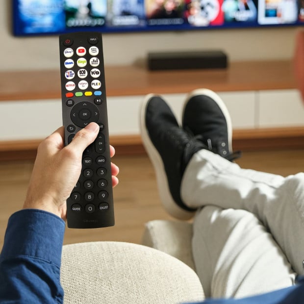 Genuine Hisense TV Remote Control - EN2B36H Image 5