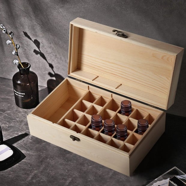 Essential Oil Storage Box Wooden 25 Slots Aromatherapy Container