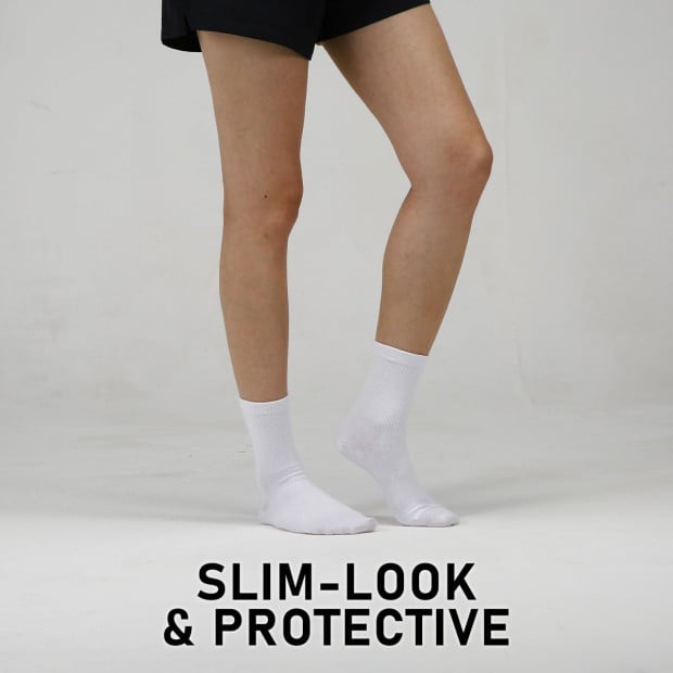 5x Medium 3D Seamless Crew Socks - White Image 3