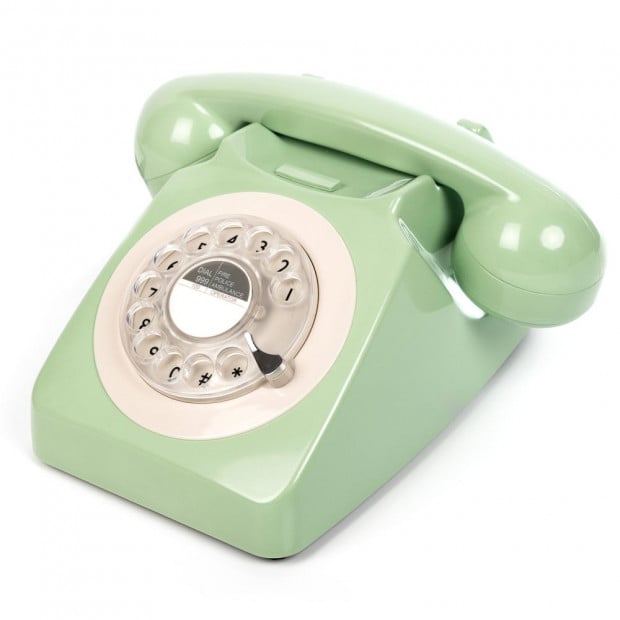 GPO 746 ROTARY TELEPHONE - GREEN