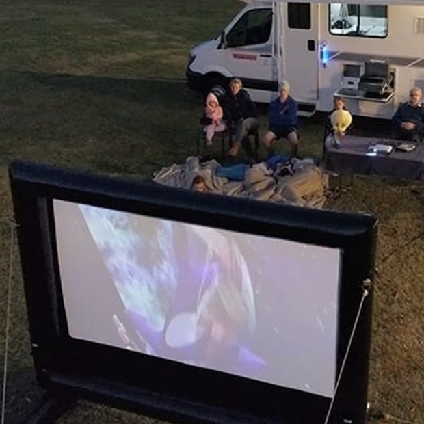 HandiTheatre Explorer Camping Outdoor Cinema Projector Screen