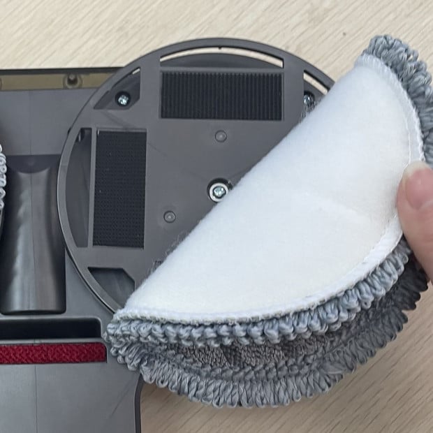 Motorised Mop for Dyson V7 V8 V10 V11 Cordless Vacuum Cleaners Image 4