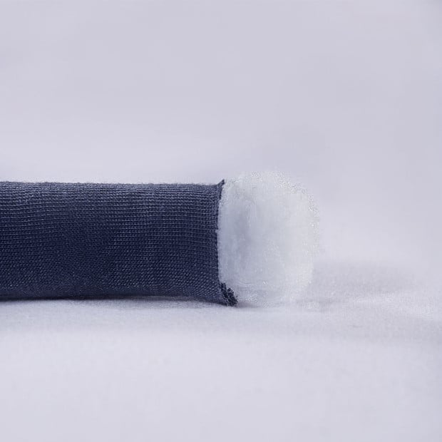 Knitted Weighted Blanket Chunky Bulky Knit Throw Blanket 3KG Navy Blue Image 5