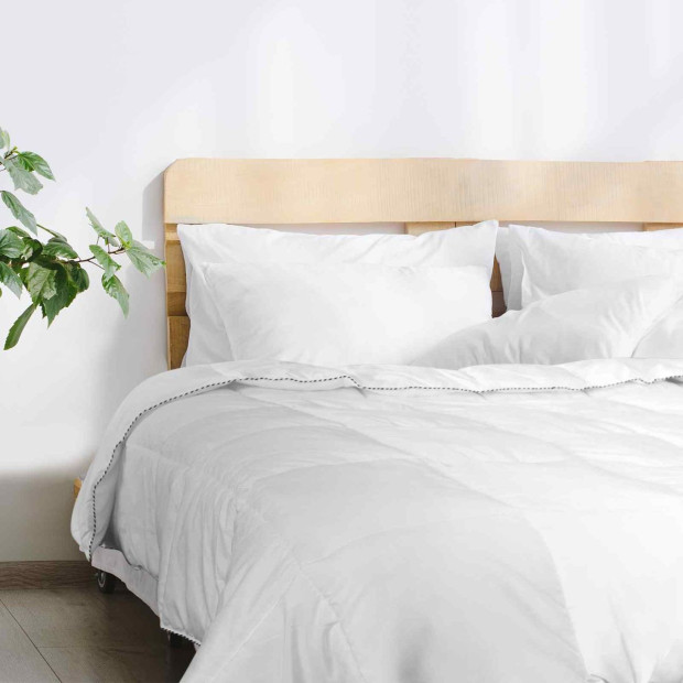 Bamboo 250GSM Quilt And 2 Pack of Duck Feather Down Pillows King White