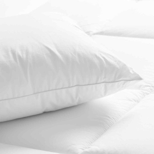 Bamboo 250GSM Quilt And 2 Pack of Duck Feather Down Pillows King White Image 6