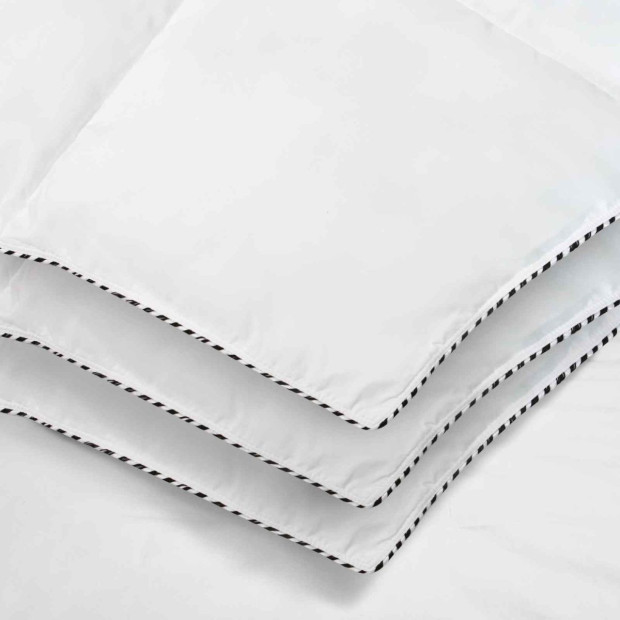 Bamboo 250GSM Quilt And 2 Pack of Duck Feather Down Pillows King White Image 7