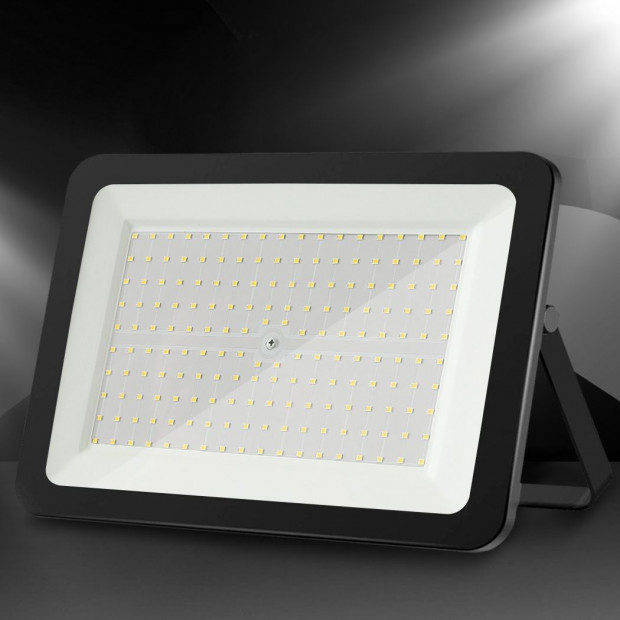Emitto LED Flood Light 200W Outdoor Floodlights Lamp 220V-240V IP65 Image 7