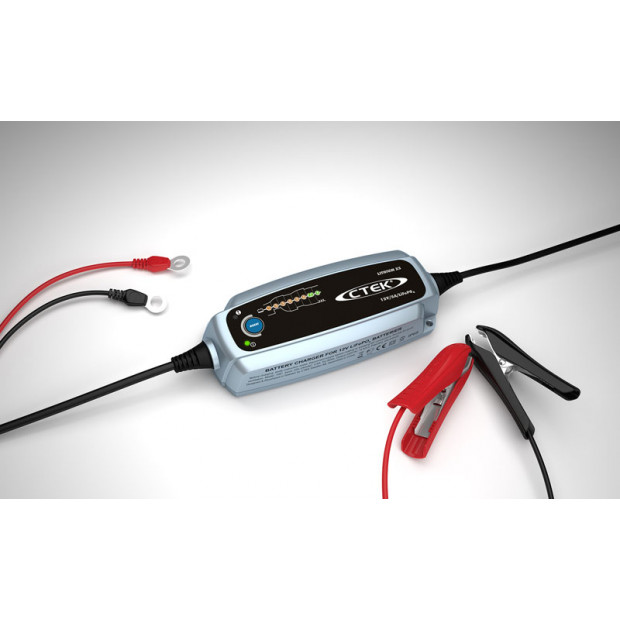 Ctek Lithium Ion 12V 5A Car Charger Image 2