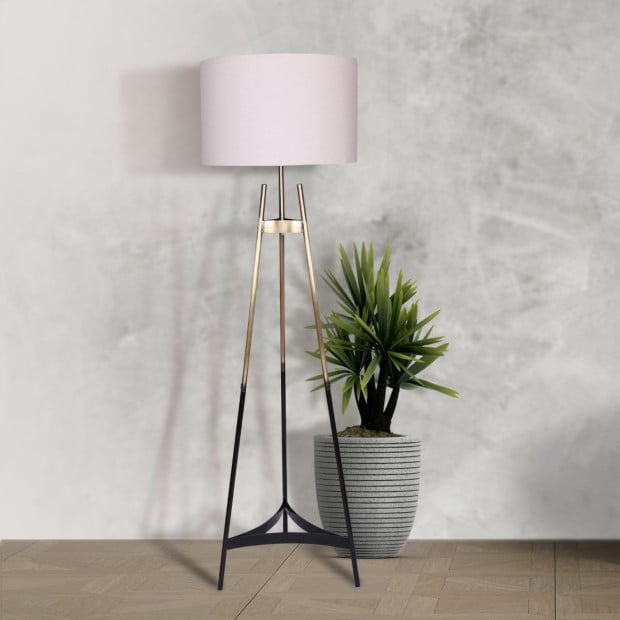 Sarantino Gradient Tripod Floor Lamp Image 7
