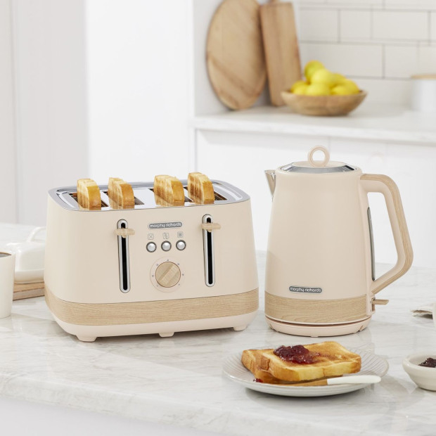 Morphy Richards Essence Scandi Kettle & Toaster Set with 1.7L Kettle 360 Swivel Base Deep Slots and Browning Control Image 10